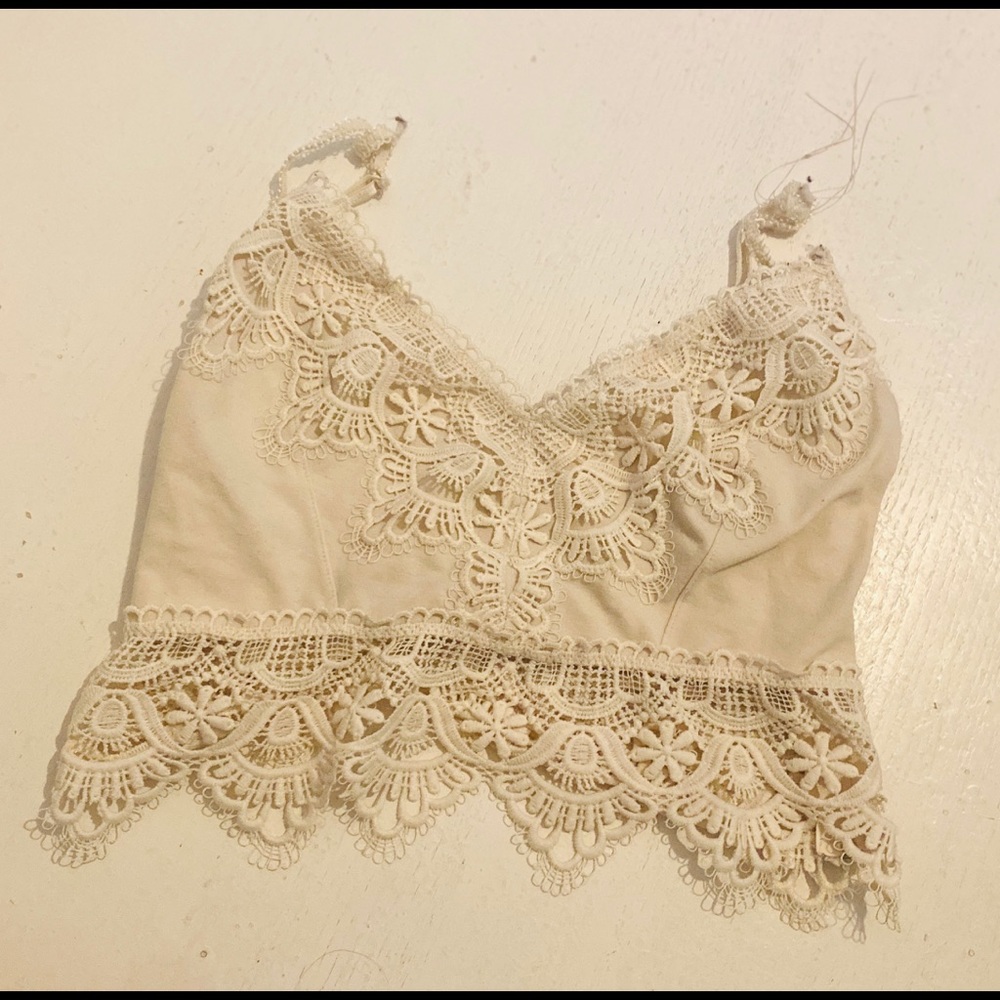 Billabong off white /cream lace crop top medium